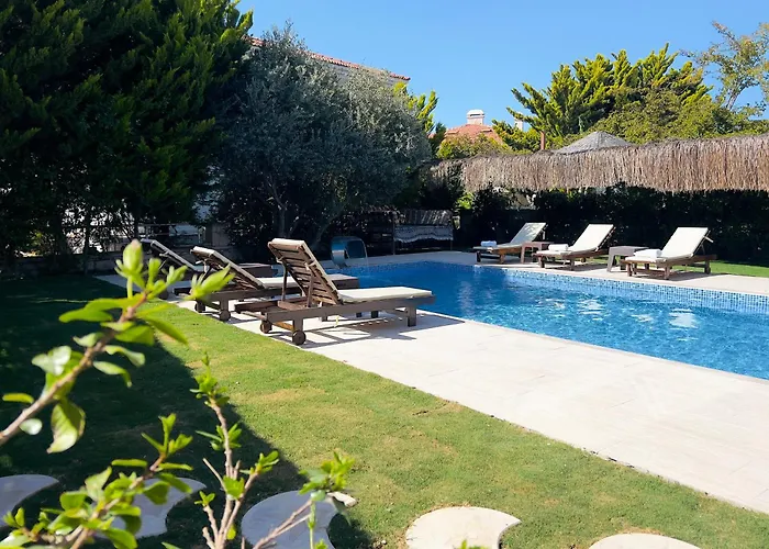 Hotel Cesmeli Boutique - Cesme, Izmir 3*